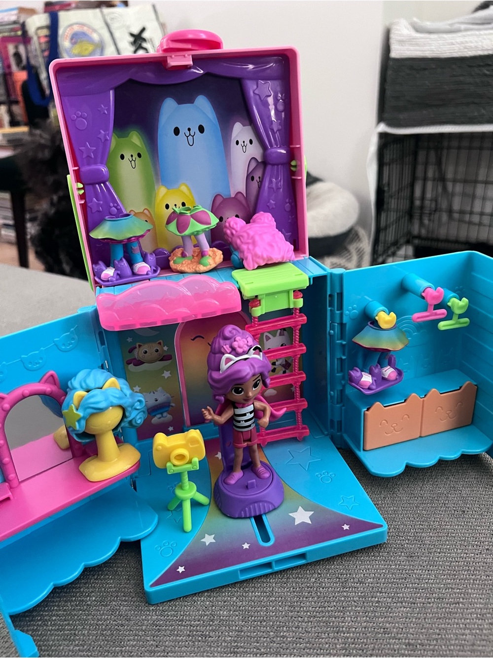Small Boutique Kids Playset with Purple and Pink Doll